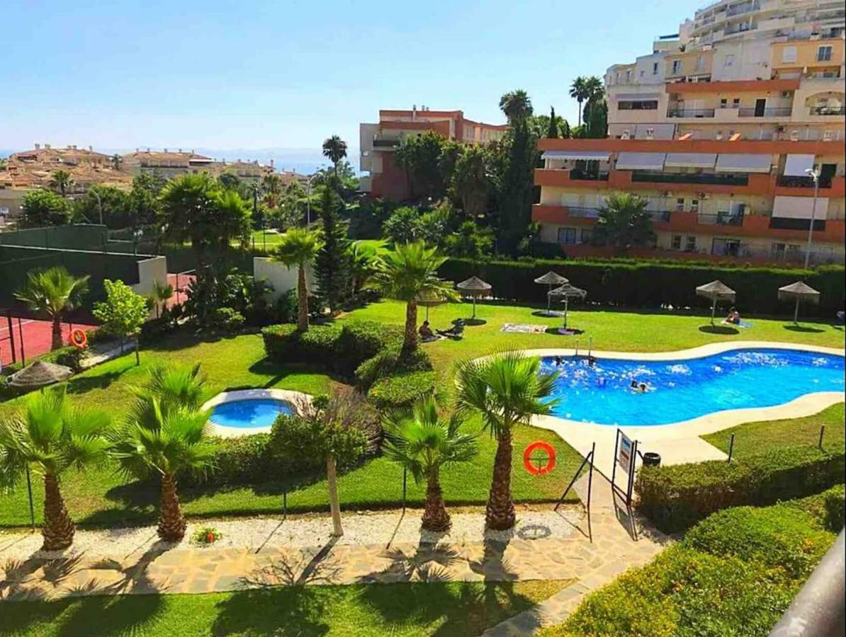 Seaview Apartment With Great Amenities & Facilities Benalmádena Zewnętrze zdjęcie
